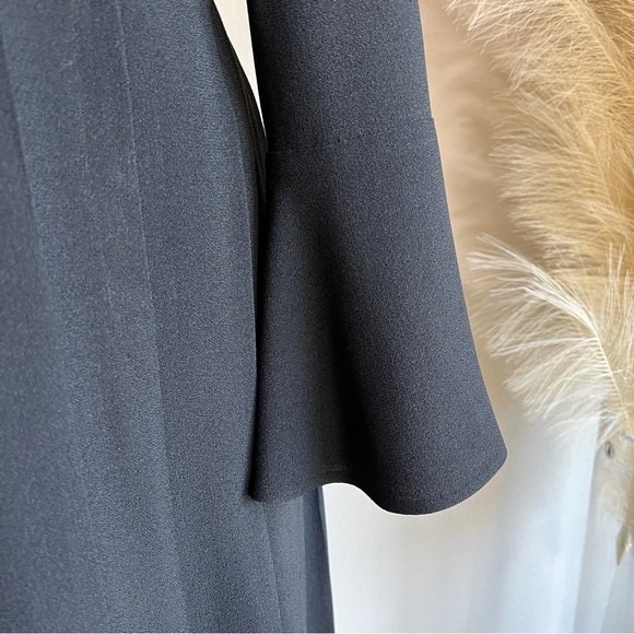 FENDI black pleated long sleeve dress with high neck above the knee silhouette - Picture 3 of 13